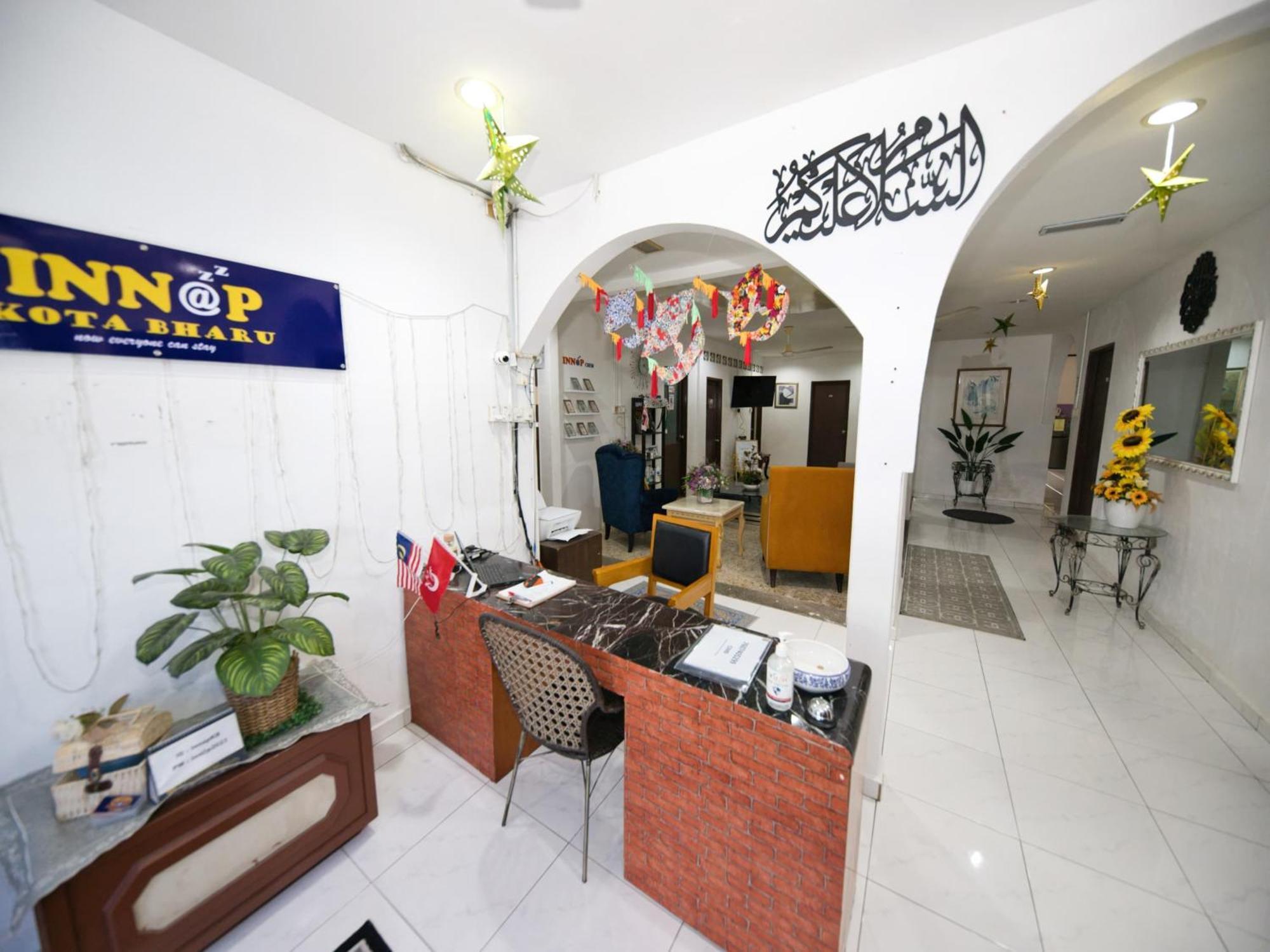 Oyo 89925 Innap Kota Bharu Exterior foto